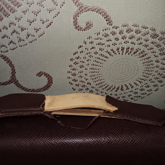 Louis Vuitton Taiga briefcase - Picture 4 of 7